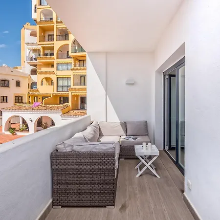 Apartman Amazing First Line By Costarentals - M42