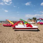 Amazing First Line By Costarentals - M42 Appartement *