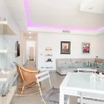 Amazing First Line By Costarentals - M42 Apartment Marbella