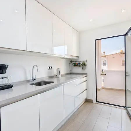 Amazing First Line By Costarentals - M42 Marbella